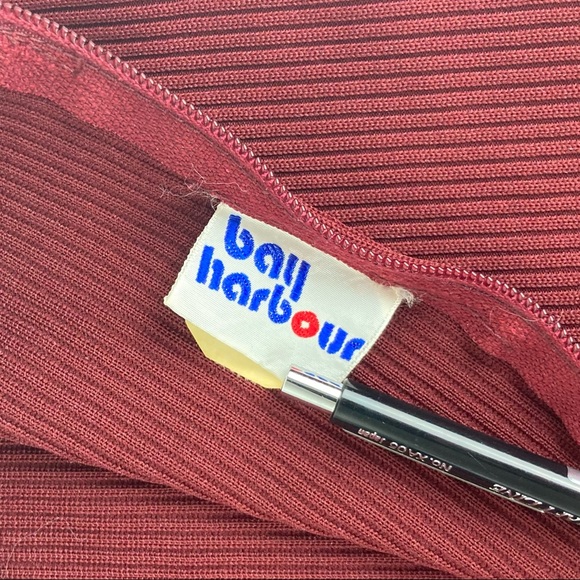 70s vintage mock turtle, sleeveless top - Picture 15 of 16